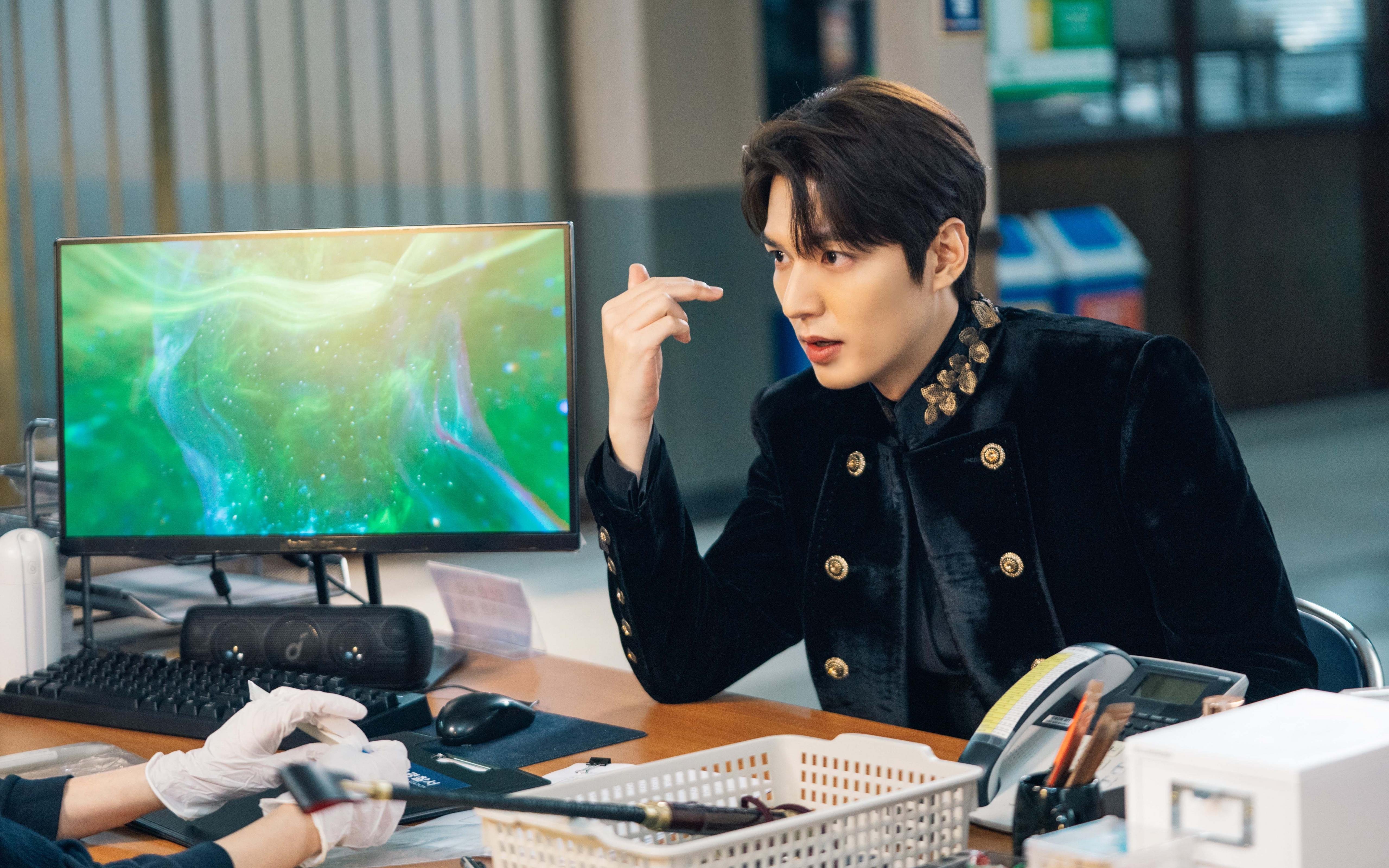 九游登录中心-【马克·塞尔比】铁血防守战术的完美践行者，马克塞尔比的人生经历