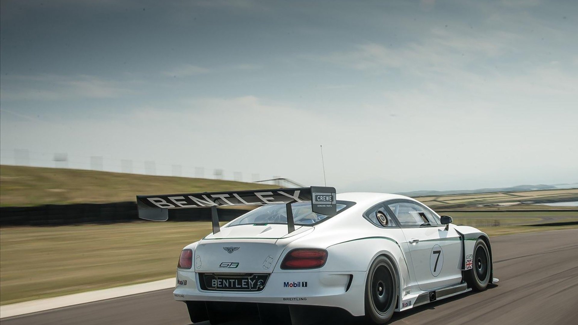 九游下载中心-世界舞台上的代表：NBA球员在国际赛事中的精彩表现，nba每个时代的代表人物