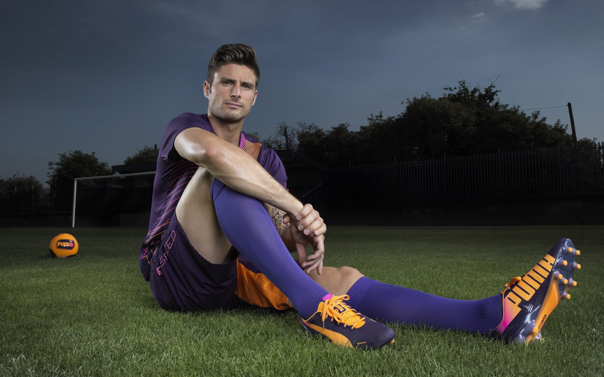 法甲激战:里尔绝平巴黎,争冠形势再度扑朔迷离,里尔 巴黎