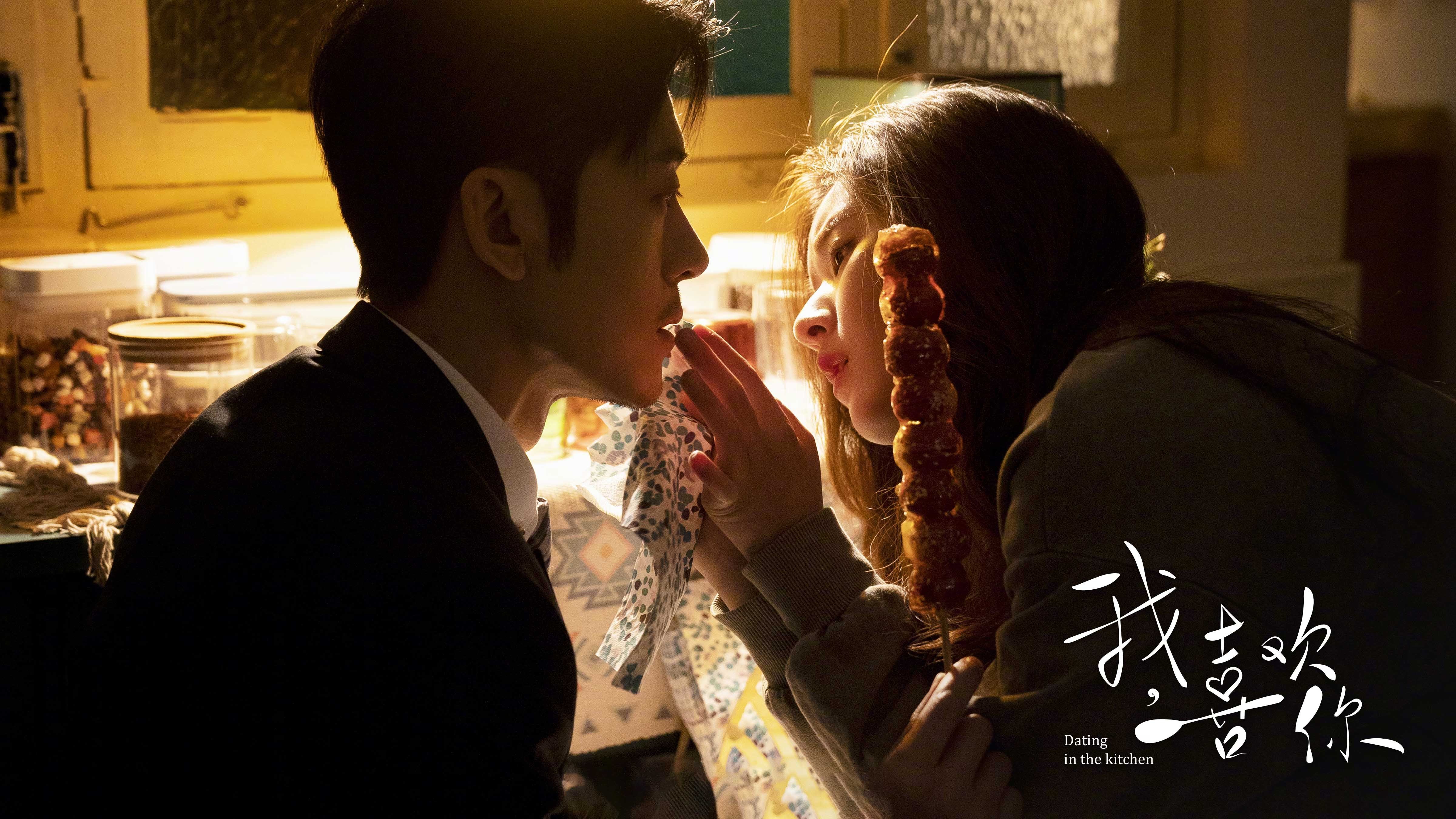 九游游戏中心官网-球员社交媒体影响力是否超越场上表现，篮球社交媒体