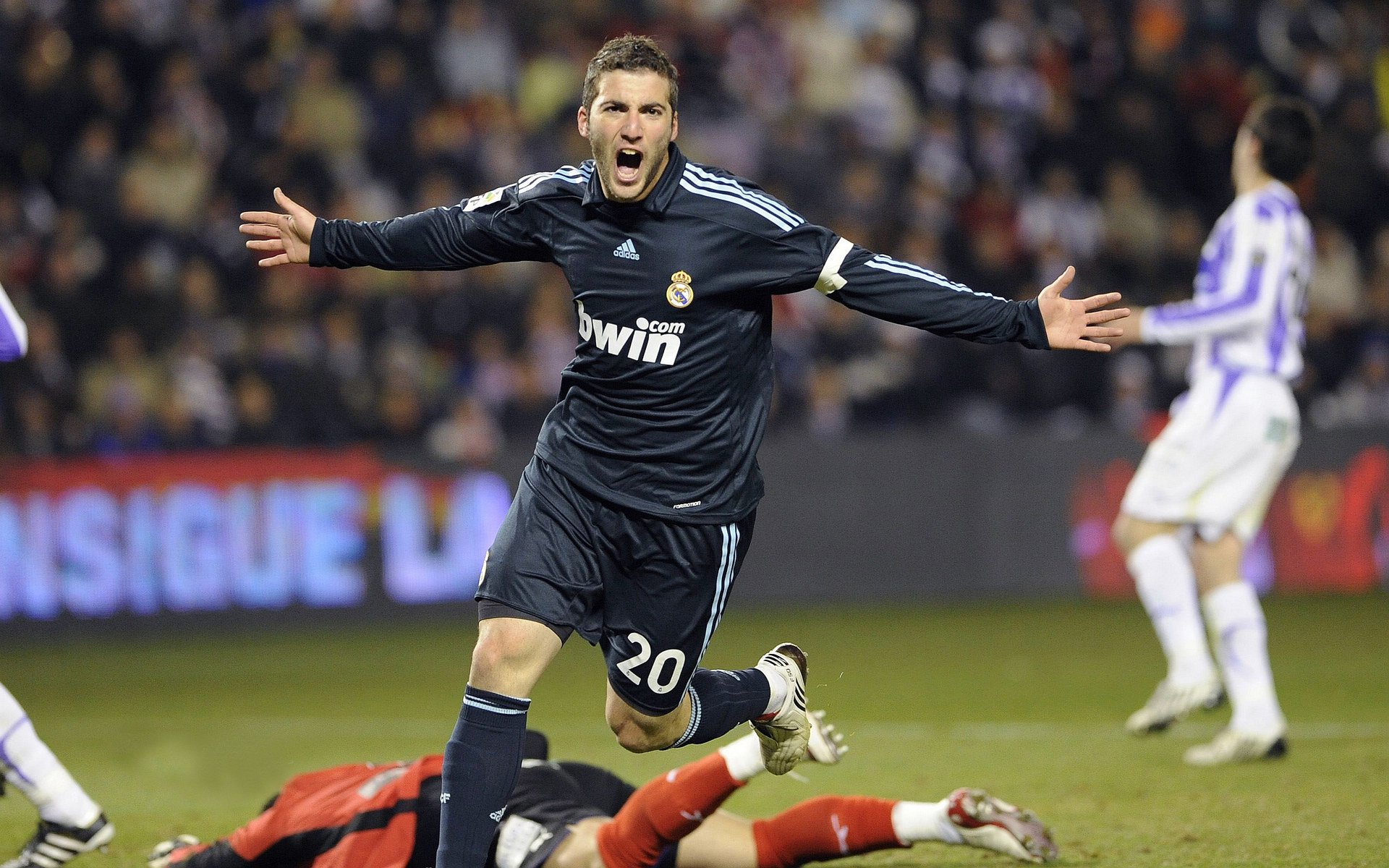 英超球队基于GPS数据的跑动负荷优化策略,英超球员跑动距离